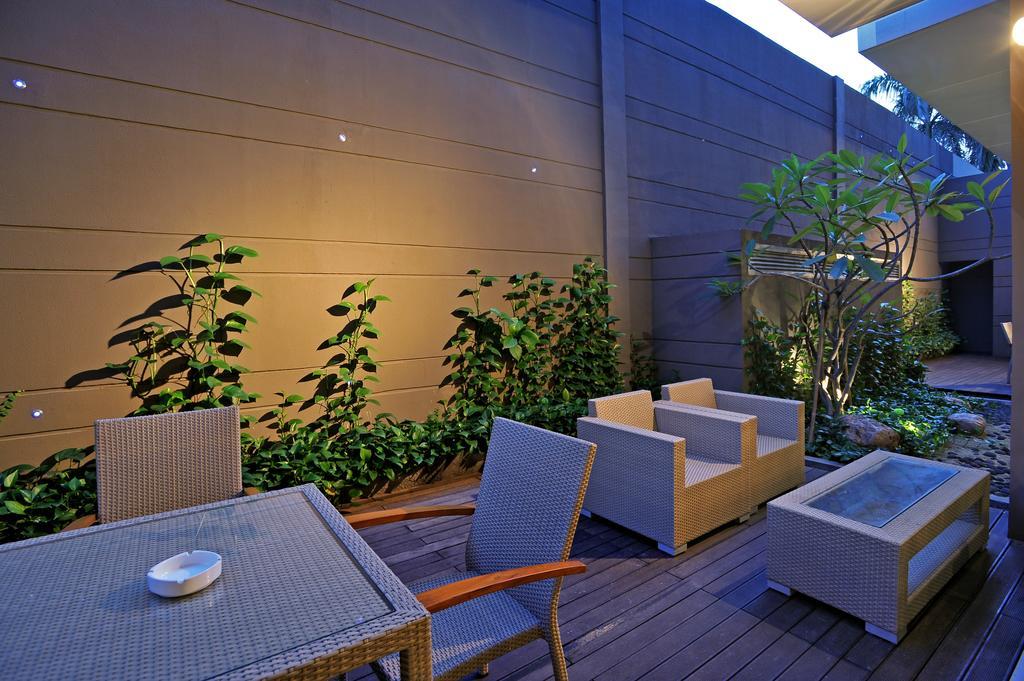 Midtown Hotel Surabaya Buitenkant foto